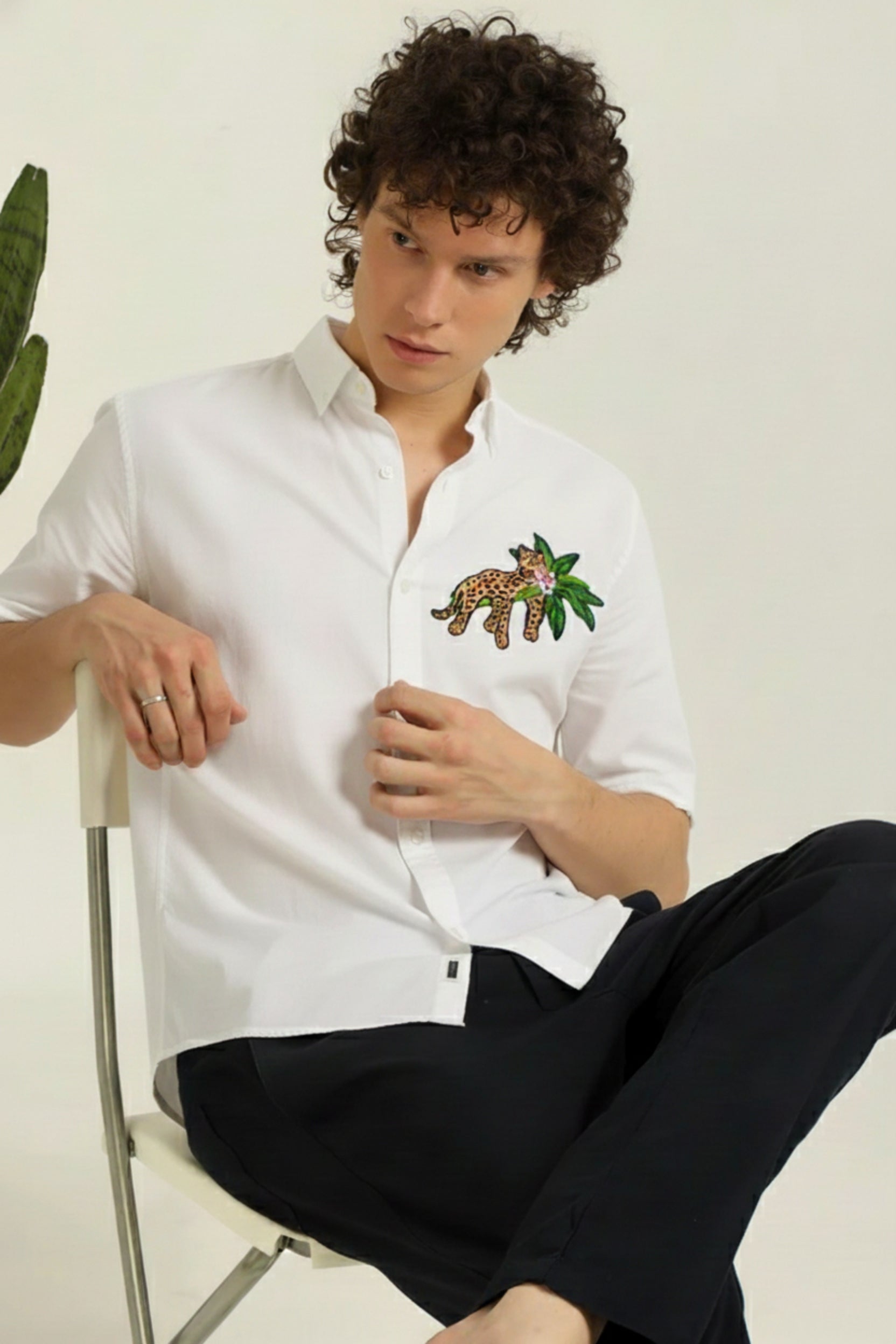 Men's Slim-Fit Shirt with Embroidered Leopard & Palm Leaf
