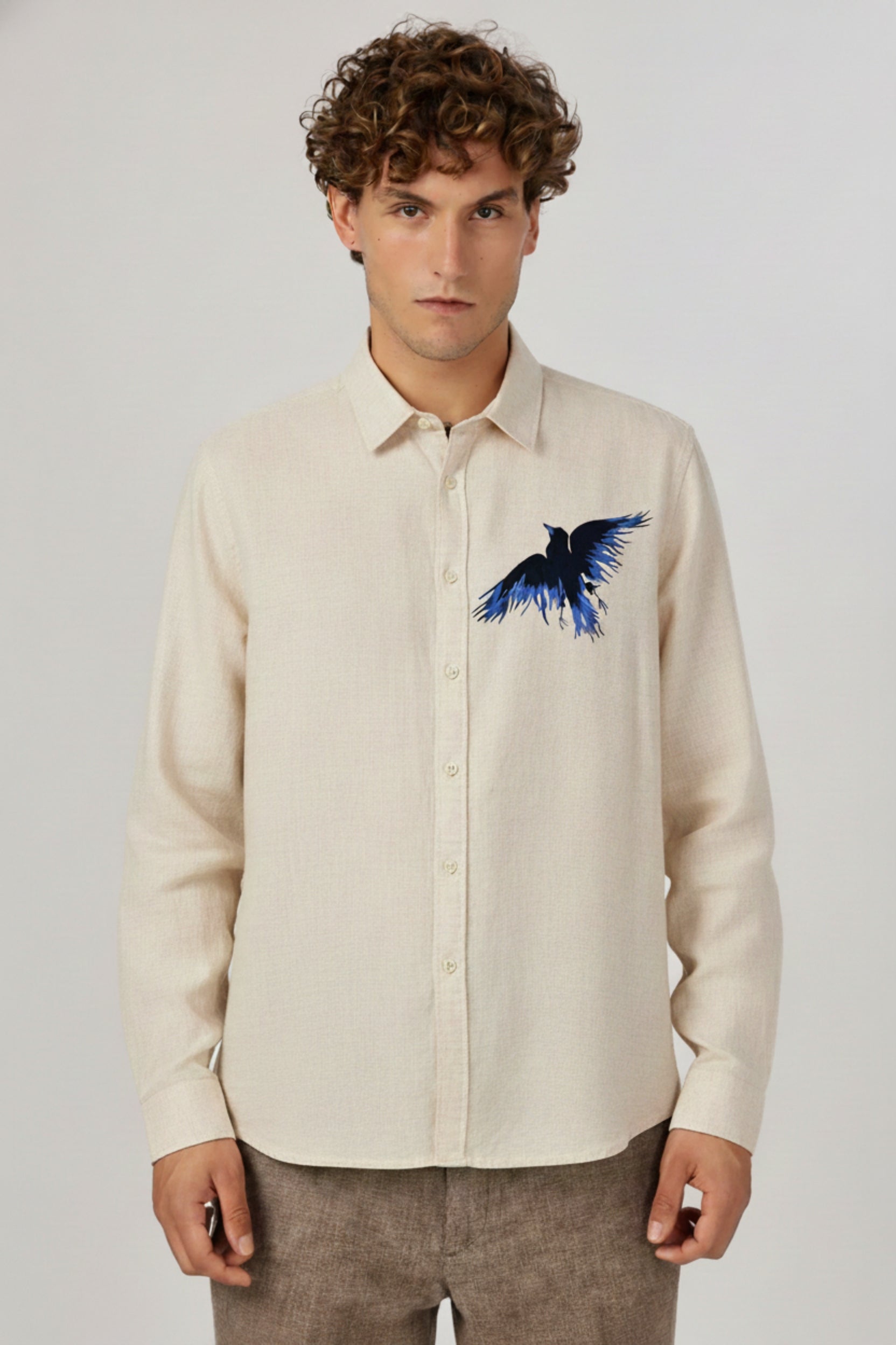 Men’s Linen-Blend Button-Down Shirt with Blue Raven Embroidery