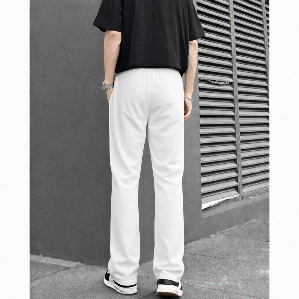 Classic Heart Accent Embroidered Relaxed-Fit Trouser