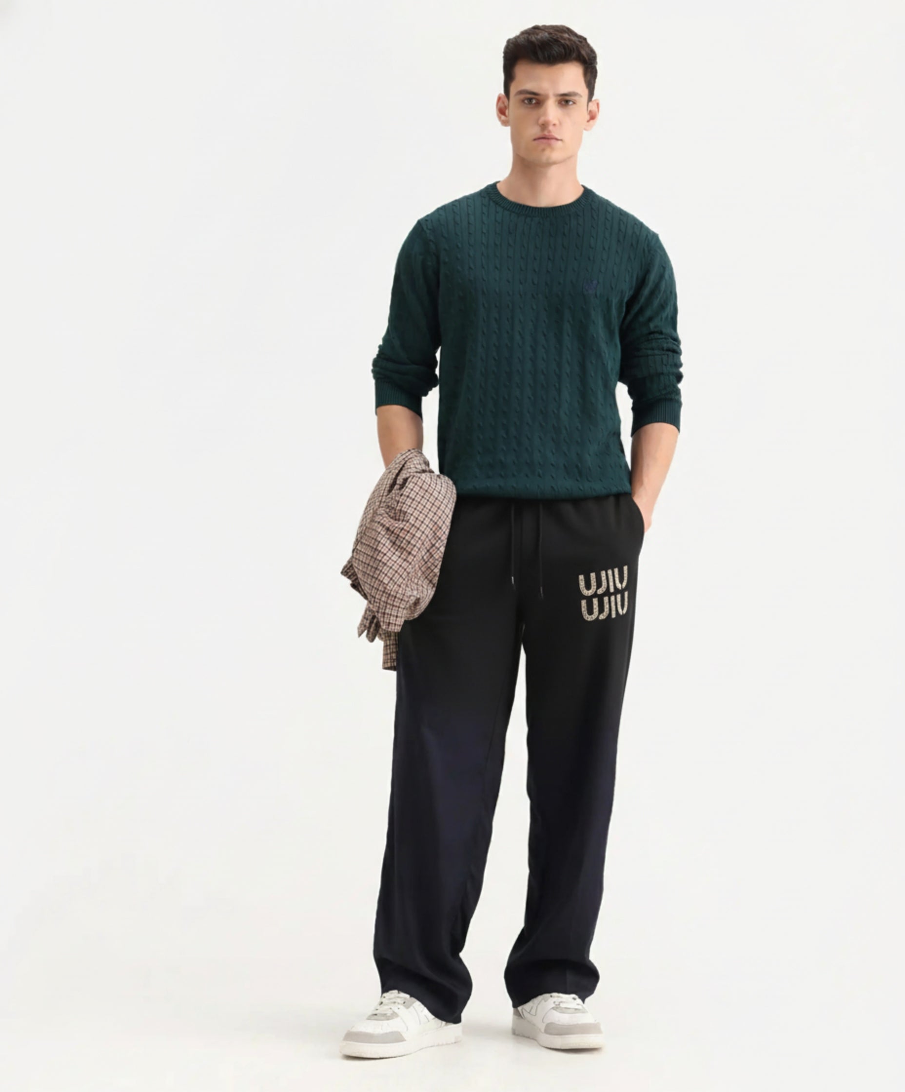 UJW Essential Drawstring Trouser