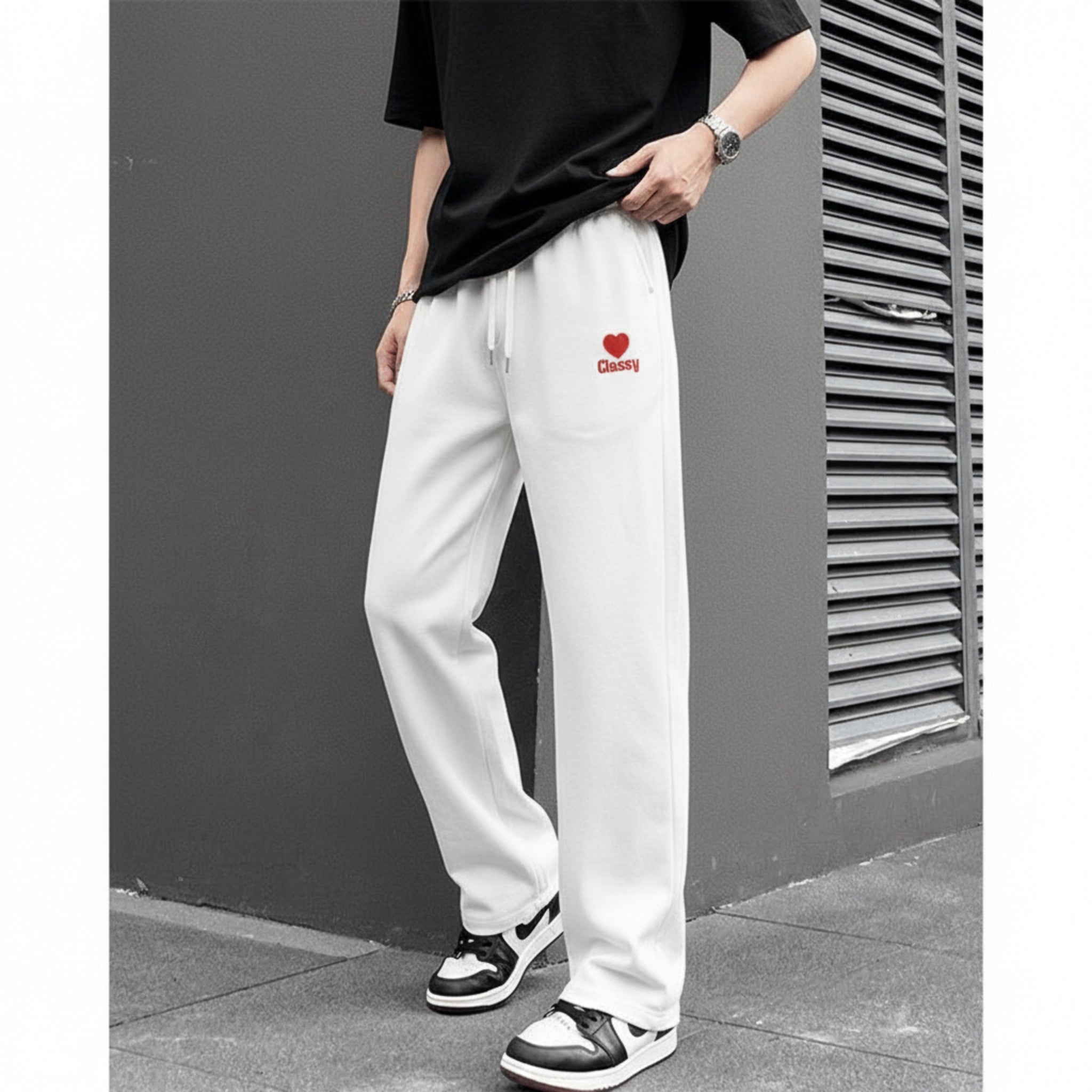 Classic Heart Accent Embroidered Relaxed-Fit Trouser