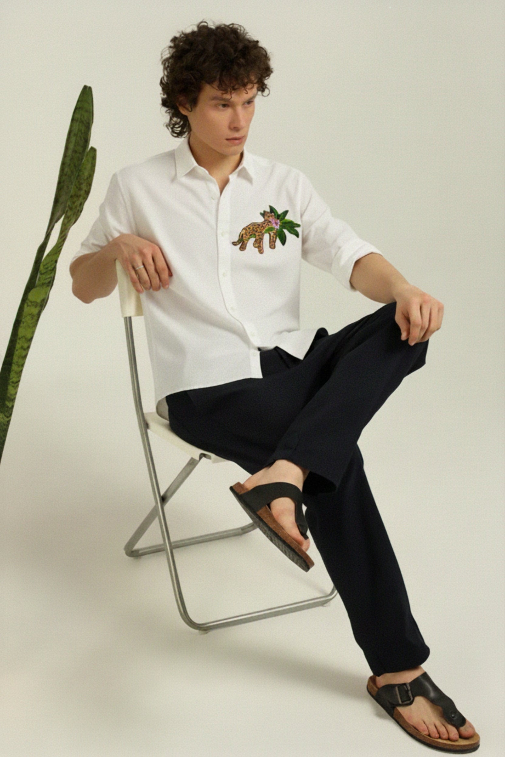Men's Slim-Fit Shirt with Embroidered Leopard & Palm Leaf