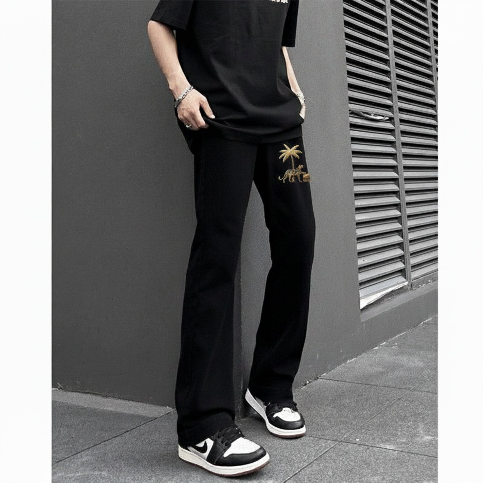 Palm Tree Embroidered Relaxed-Fit Trouser