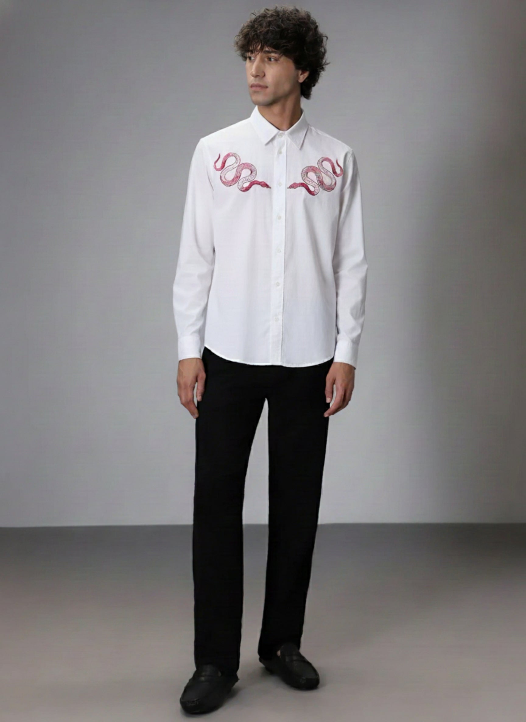 Men's Micro-Ribbed Streetwear Shirt with Pink Snake Embroidery